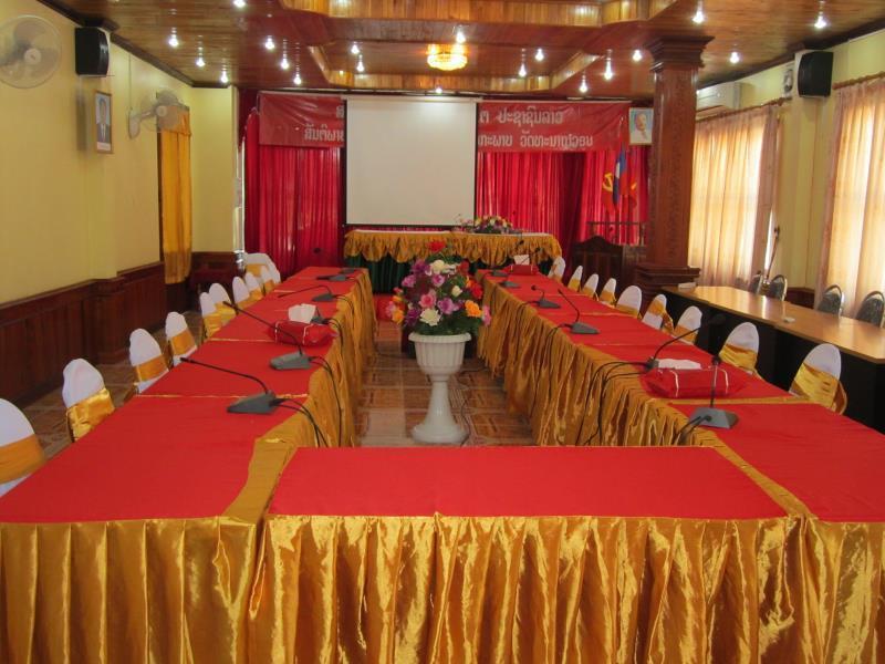 Khampaseuth Hotel Vang Vieng Exterior photo
